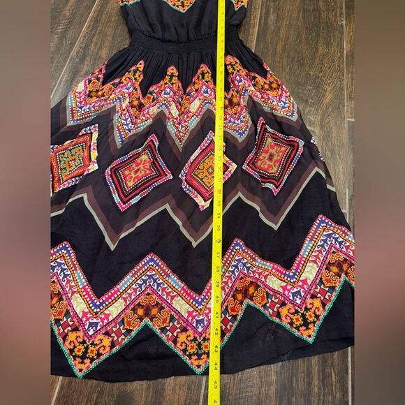Tanvi Kedia Embroidered Midi Dress Boho Geometric Size 4 Made in India - Picture 13 of 17